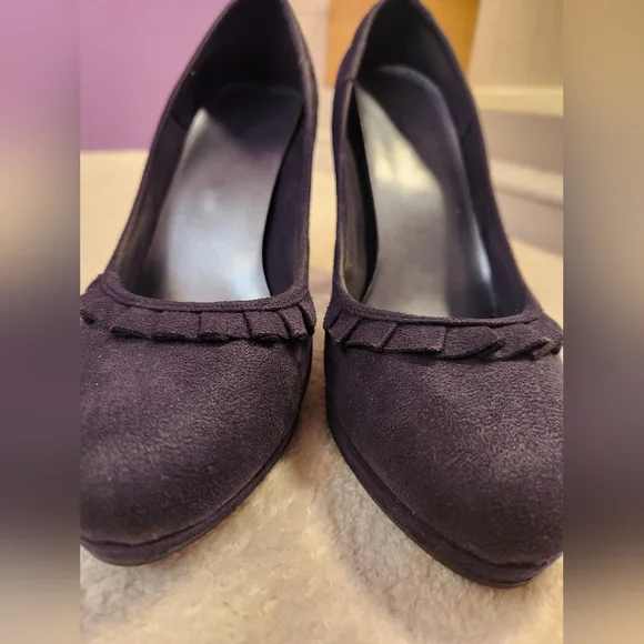 Fioni Dark Blue Suede High Heels - Picture 7 of 8